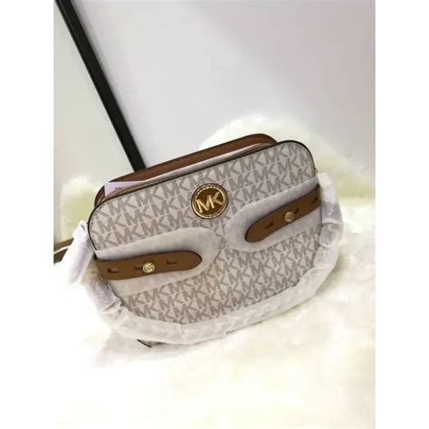 michael michael kors carmen large saffiano leather crossbody bag